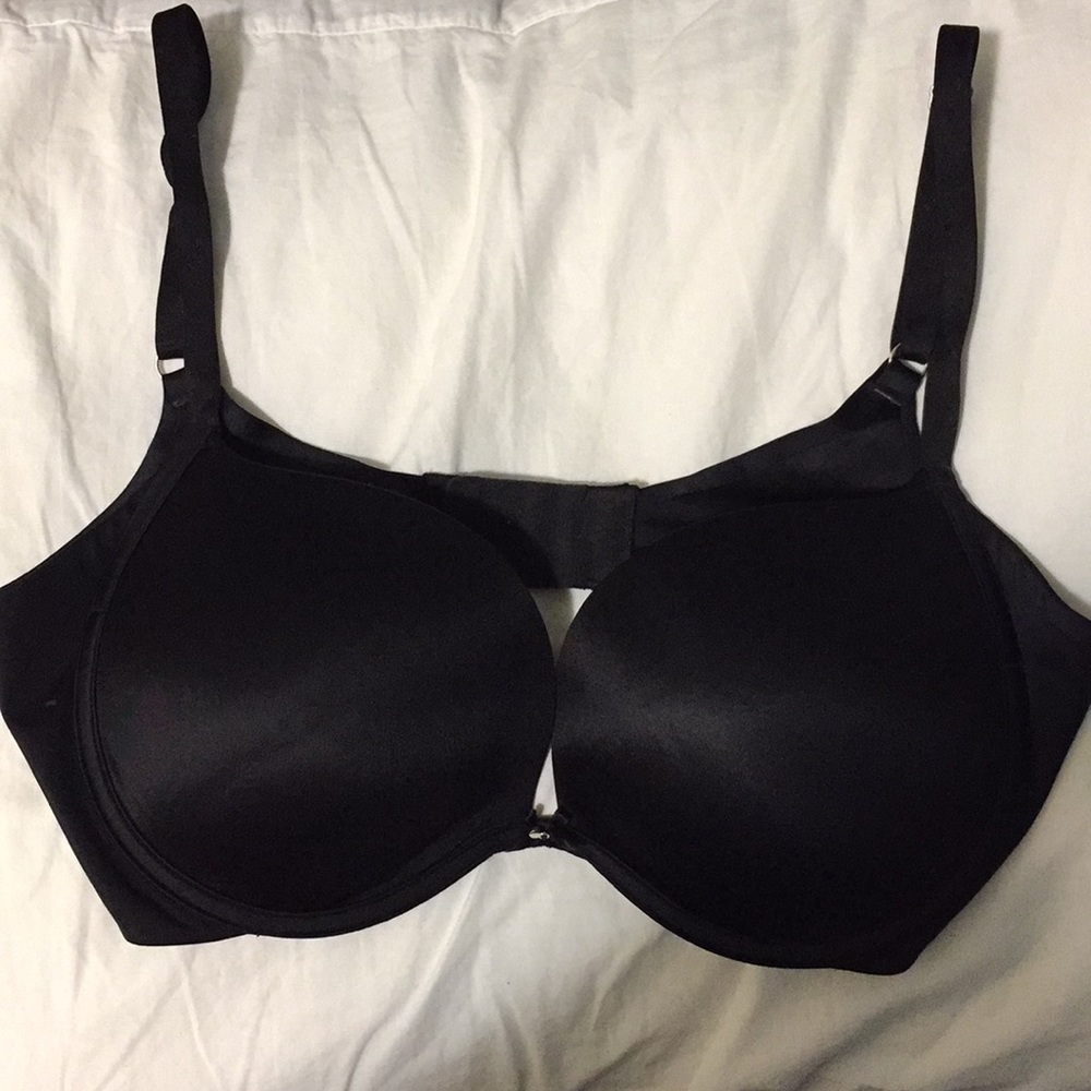 Victoria’s Secret Side Smoothing Plunge Push-Up